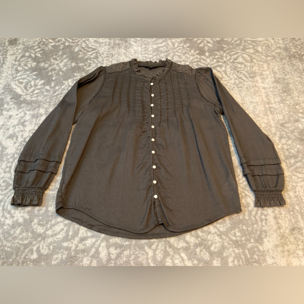 Quince Ruffled V-Neck Top